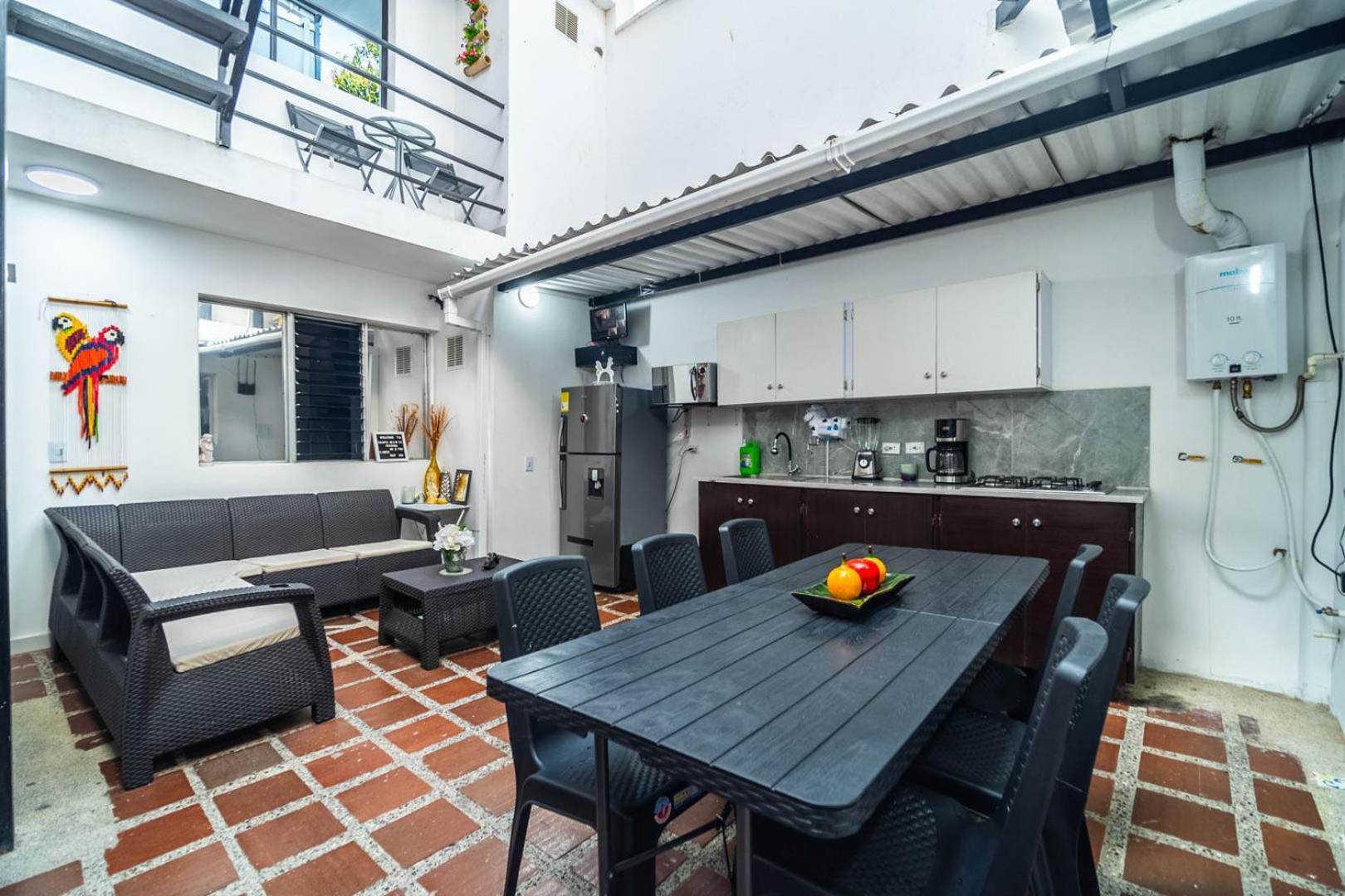 Edificio Santamarta Medellin Hotel Екстериор снимка