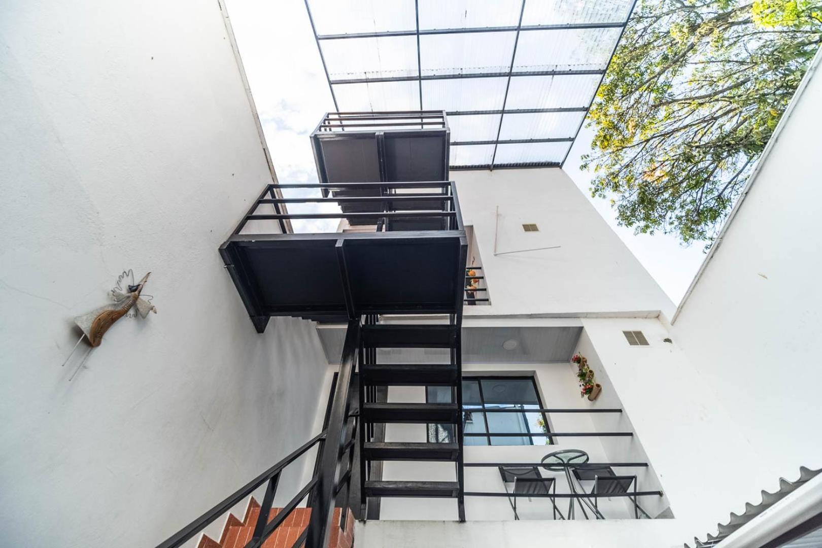 Edificio Santamarta Medellin Hotel Екстериор снимка