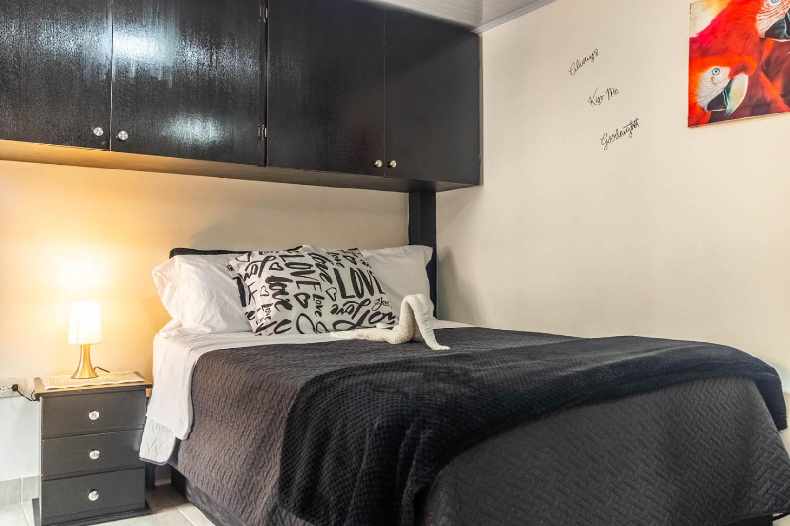 Edificio Santamarta Medellin Hotel Екстериор снимка