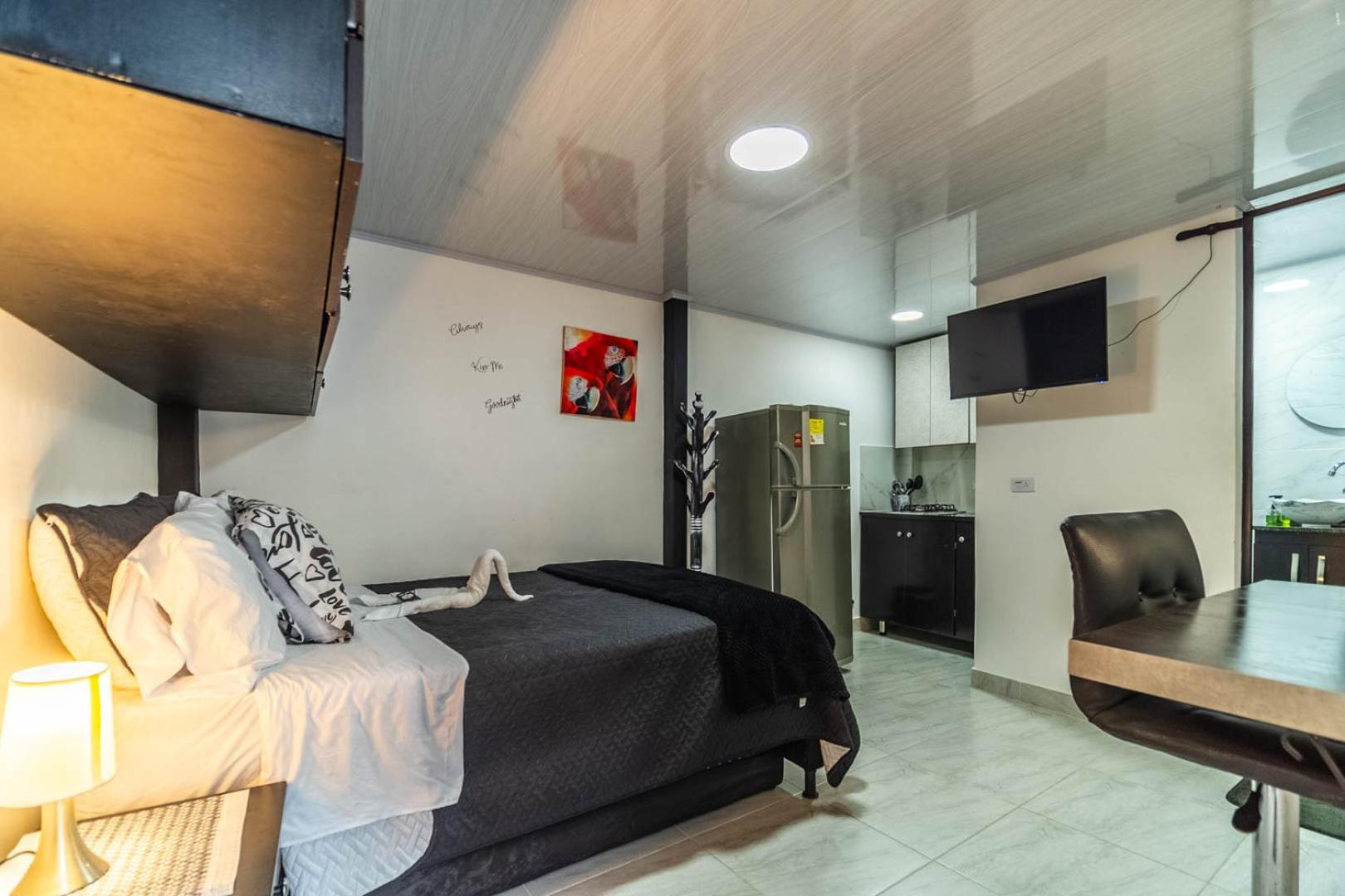 Edificio Santamarta Medellin Hotel Екстериор снимка