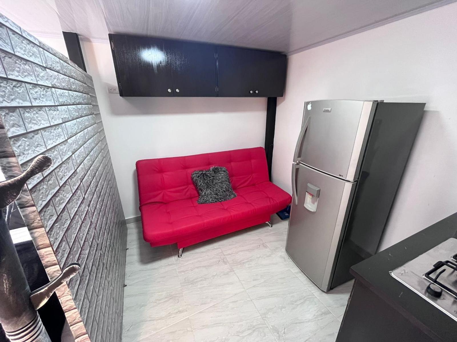 Edificio Santamarta Medellin Hotel Екстериор снимка
